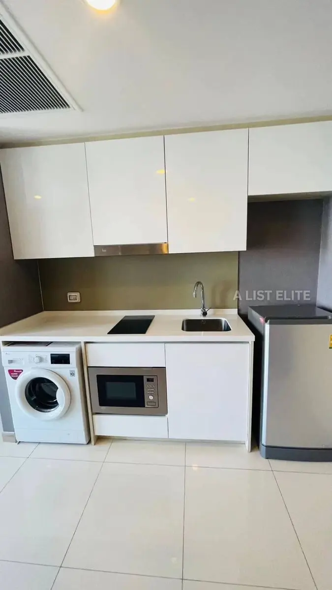 The Riviera Wongamat – Studio étage élevé avec vue