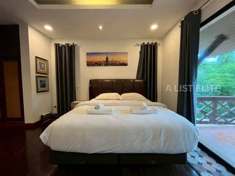 บ้านณัชชา – วิลล่าสระว่ายน้ำสไตล์ไทยบาหลี ใจกลางพัทยา