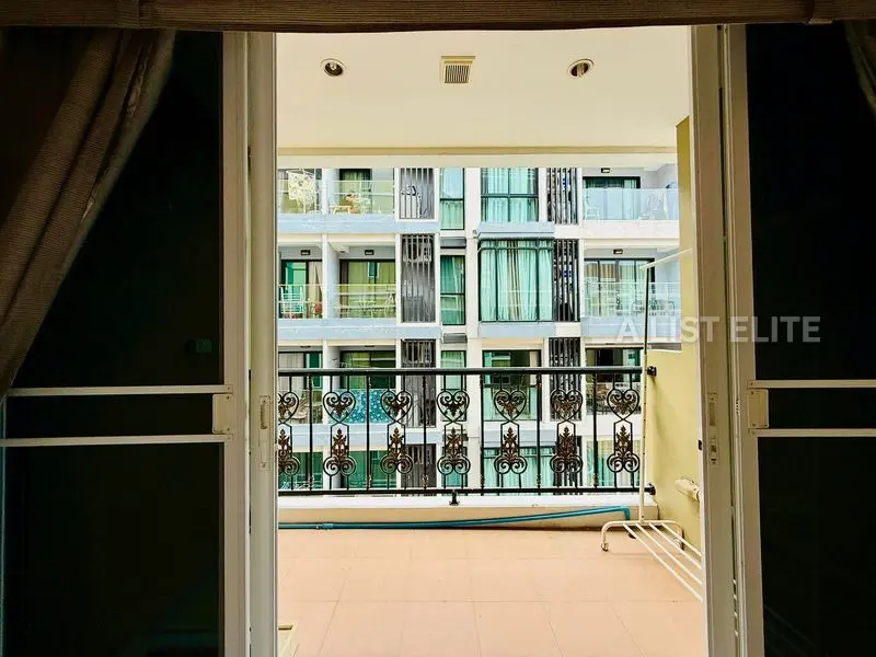 สยาม โอเรียนทอล ทวินส์ – คอนโด 1 ห้องนอน 2 ห้องน้ำ