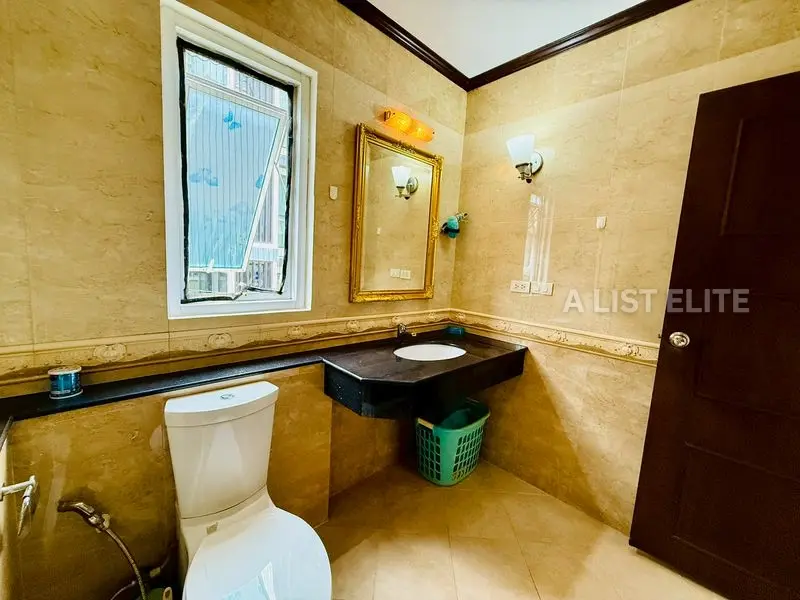 สยาม โอเรียนทอล ทวินส์ – คอนโด 1 ห้องนอน 2 ห้องน้ำ