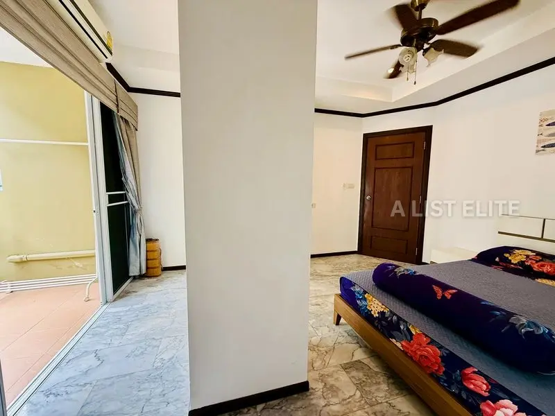 สยาม โอเรียนทอล ทวินส์ – คอนโด 1 ห้องนอน 2 ห้องน้ำ