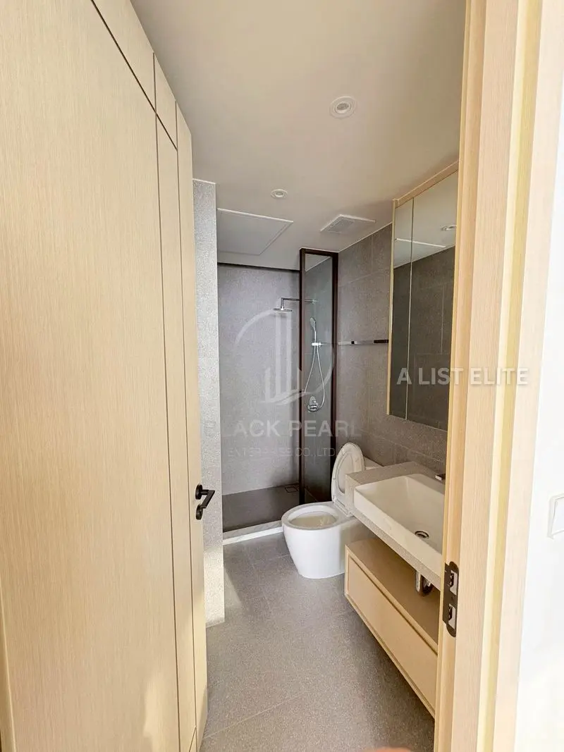 AROM Wongamat – คอนโดหรู 2 ห้องนอน วิวทะเล