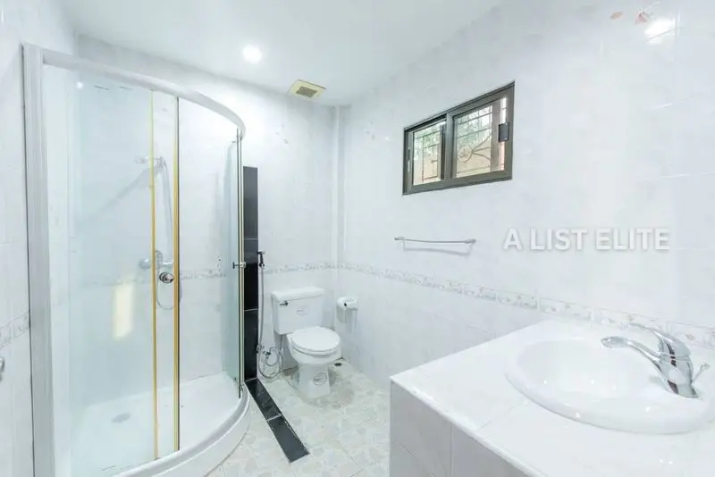 Spacious 6-Bedroom Pool Villa – Soi Siam, Pattaya