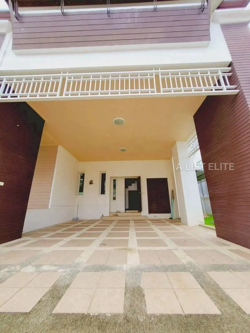 เซ็นทรัล แพร์ วิลล่า – บ้านเดี่ยว 5 ห้องนอนใจกลางพัทยา