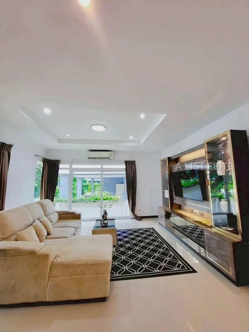 เซ็นทรัล แพร์ วิลล่า – บ้านเดี่ยว 5 ห้องนอนใจกลางพัทยา