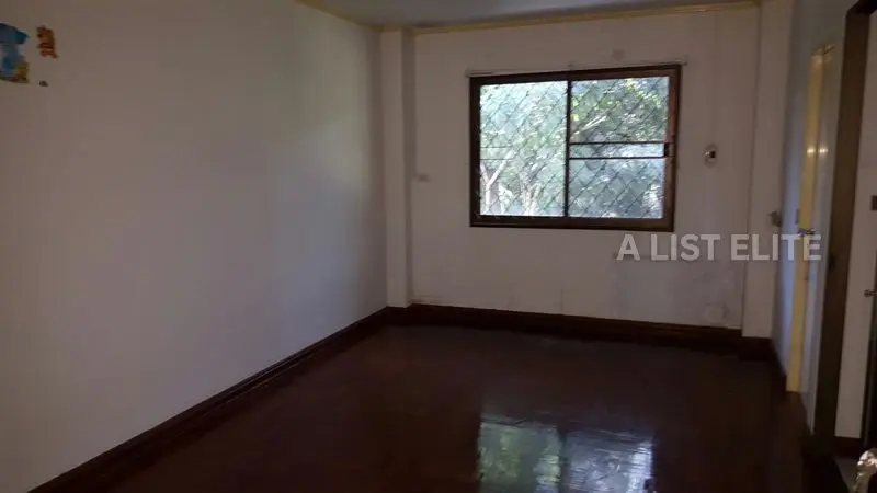 บ้านให้เช่า เอกมัย 22