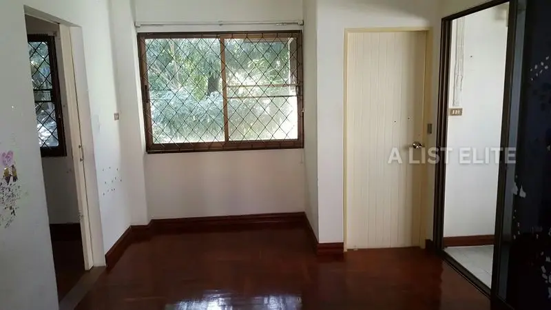 บ้านให้เช่า เอกมัย 22