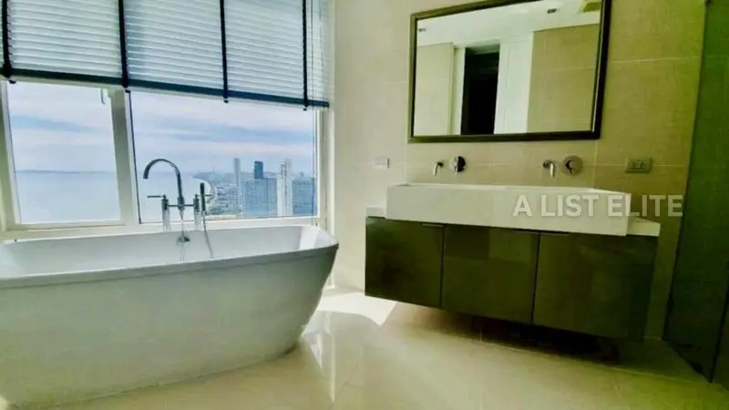 คอนโดหรู วิวทะเล – รีเฟลคชั่น จอมเทียน บีช พัทยา