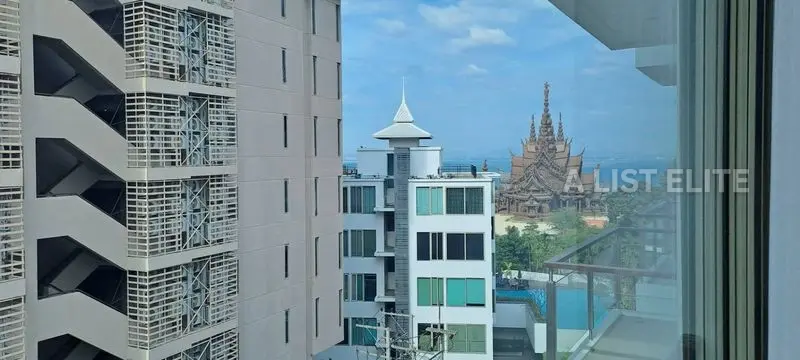 The Sanctuary Wongamat – Spacious 3-Bedroom Condo Near the Beach