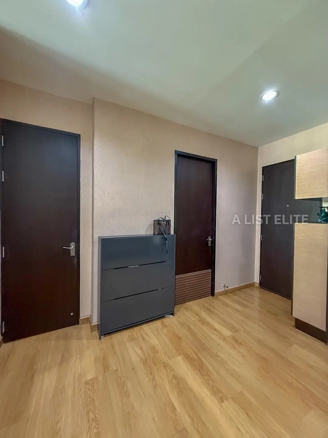 Baan Klang Krung Siam Pathumwan Condominium