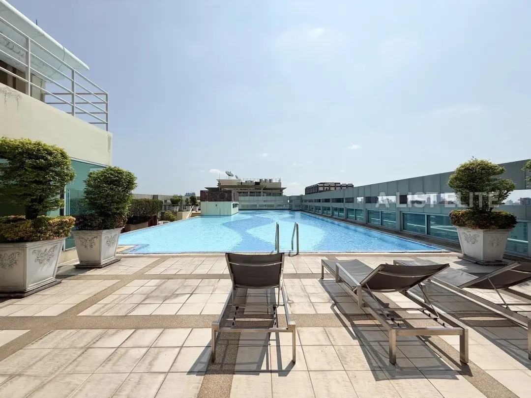 Baan Klang Krung Siam Pathumwan Condominium