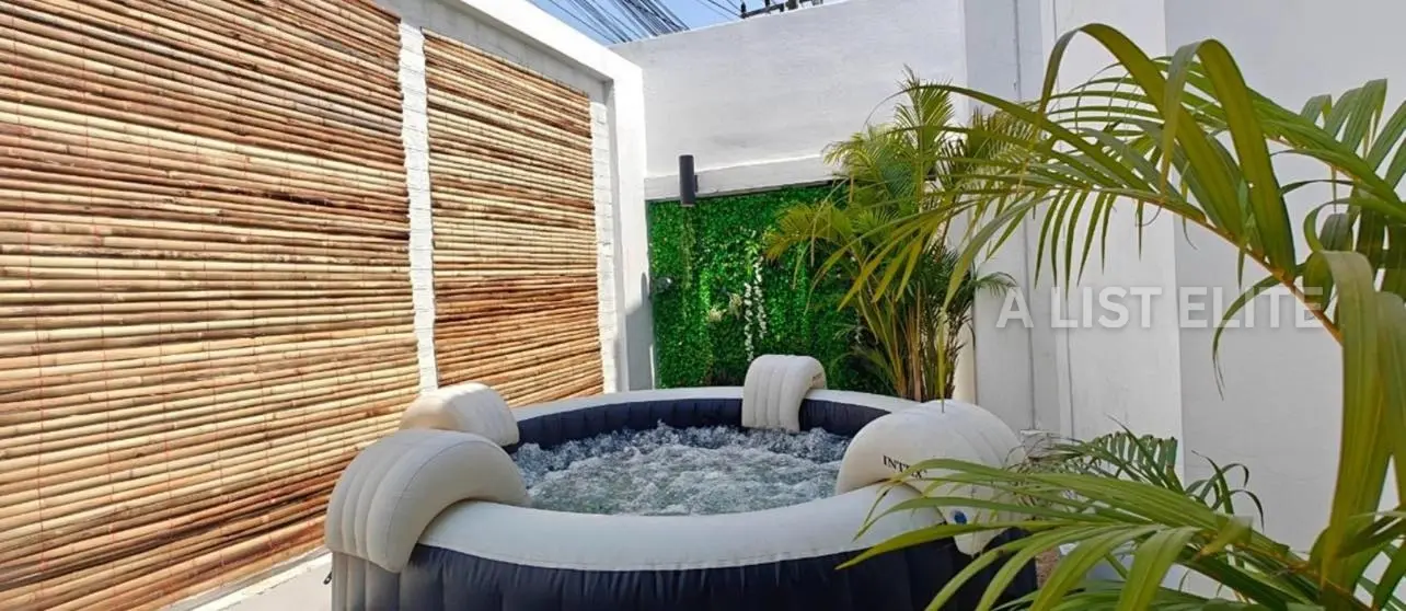 Napa Pool Villa Pattaya