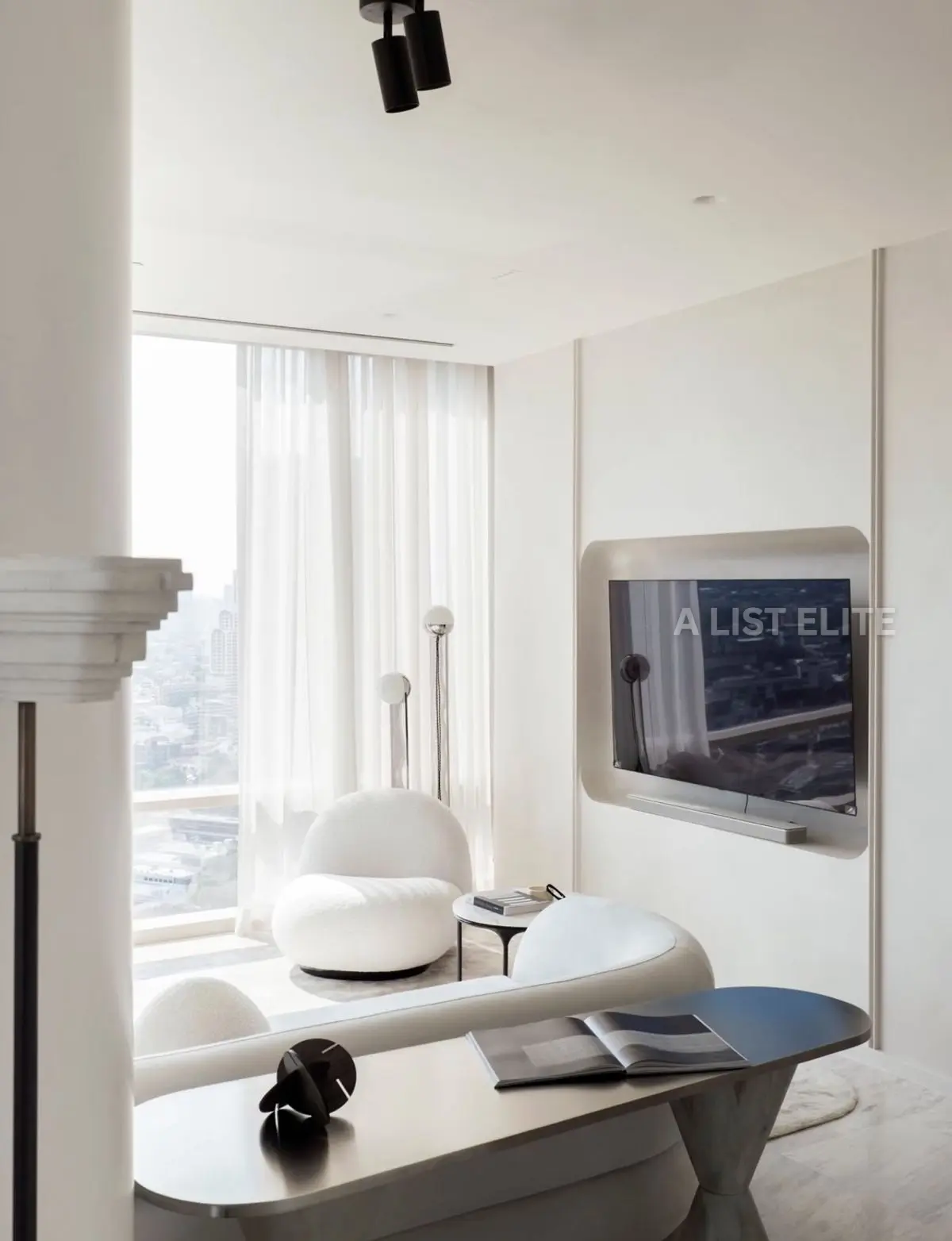 Four Seasons Private Residences