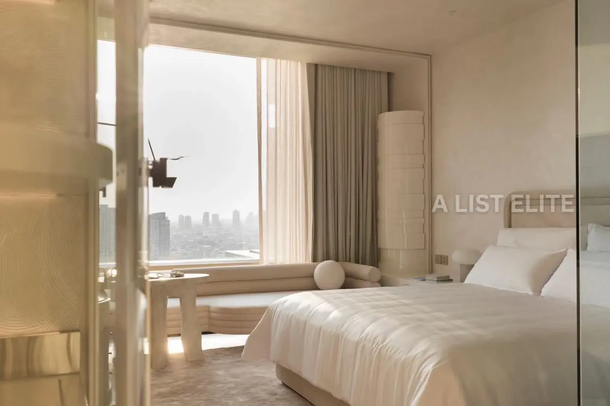 Four Seasons Private Residences
