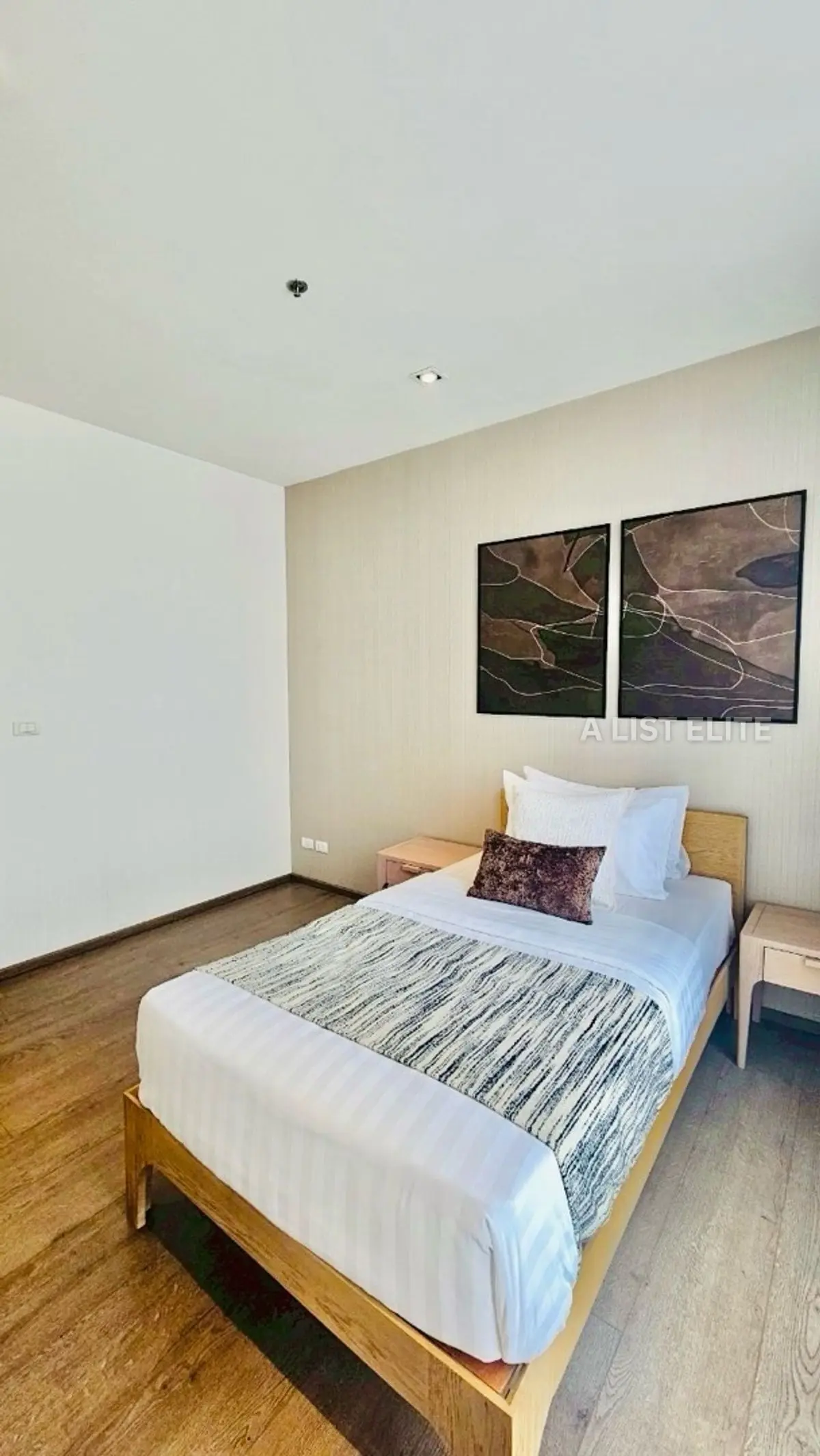 Park 24 (Origin Phrom Phong)