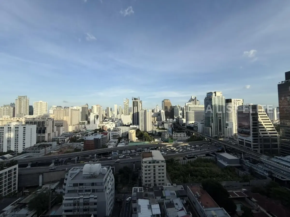 Noble Ploenchit