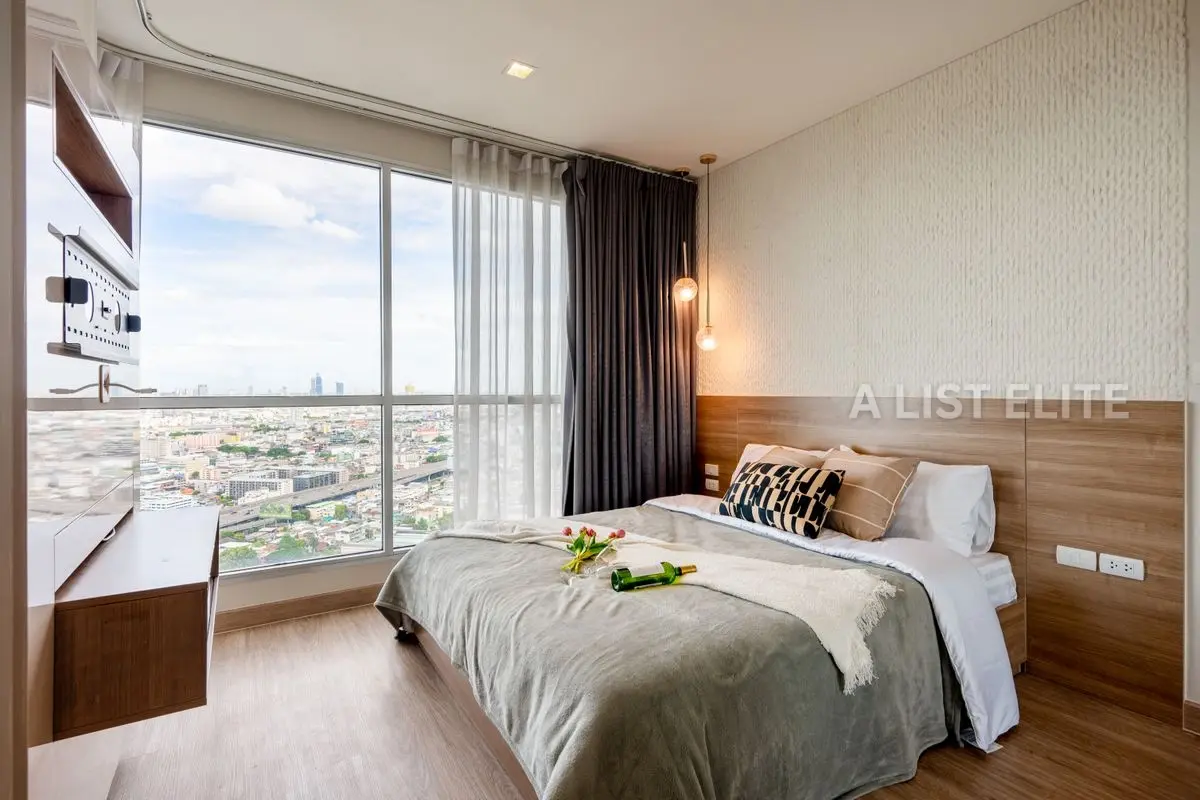 Rhythm Sathorn