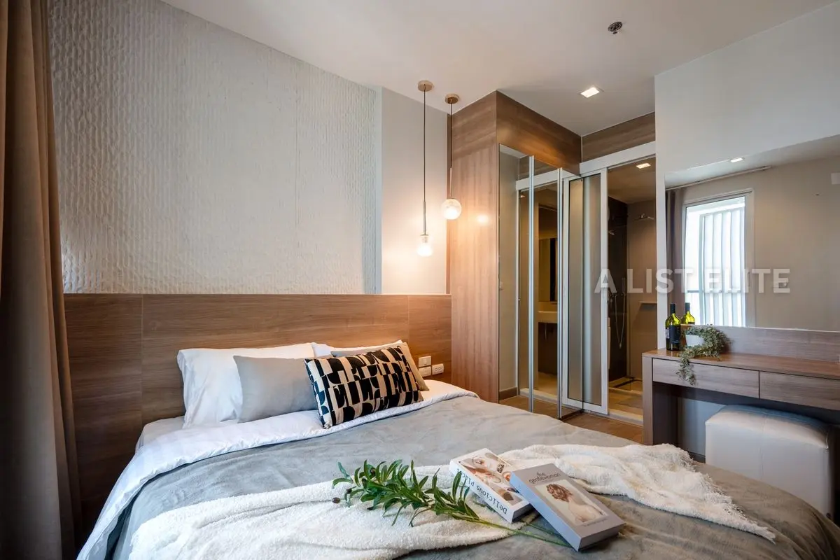 Rhythm Sathorn