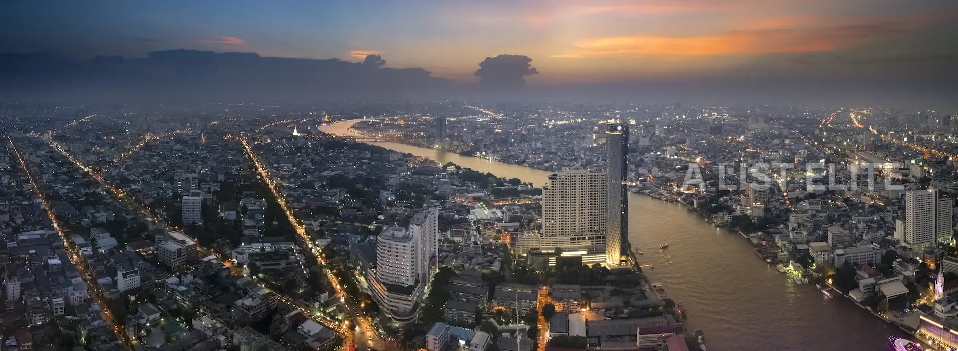  The Residences at Mandarin Oriental 