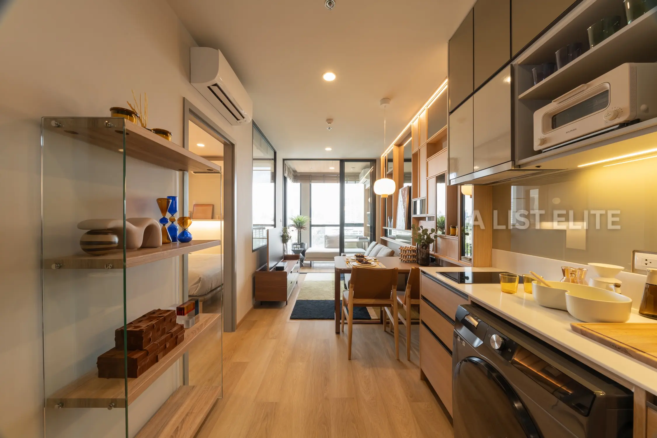 The Issara Sathorn