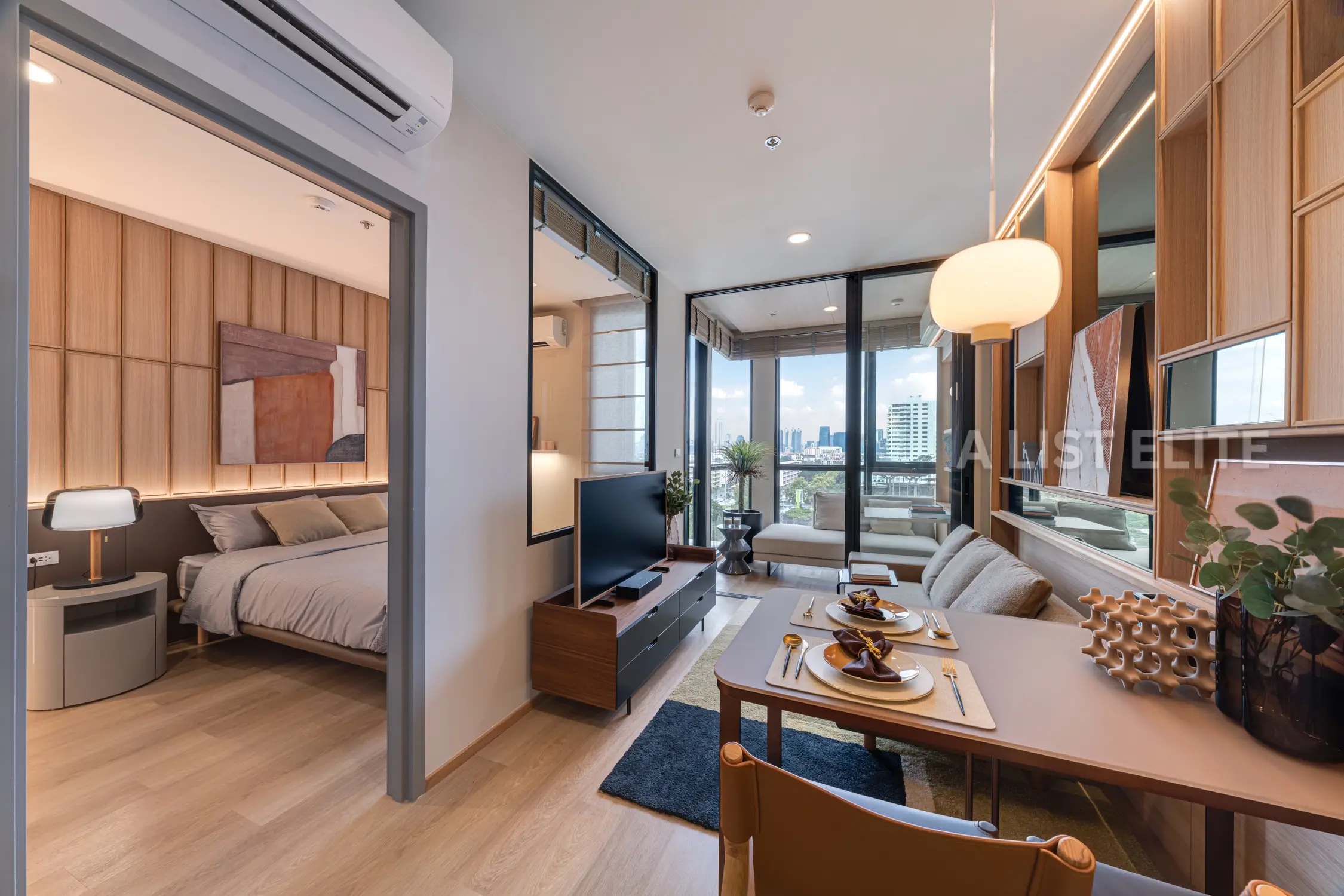 The Issara Sathorn