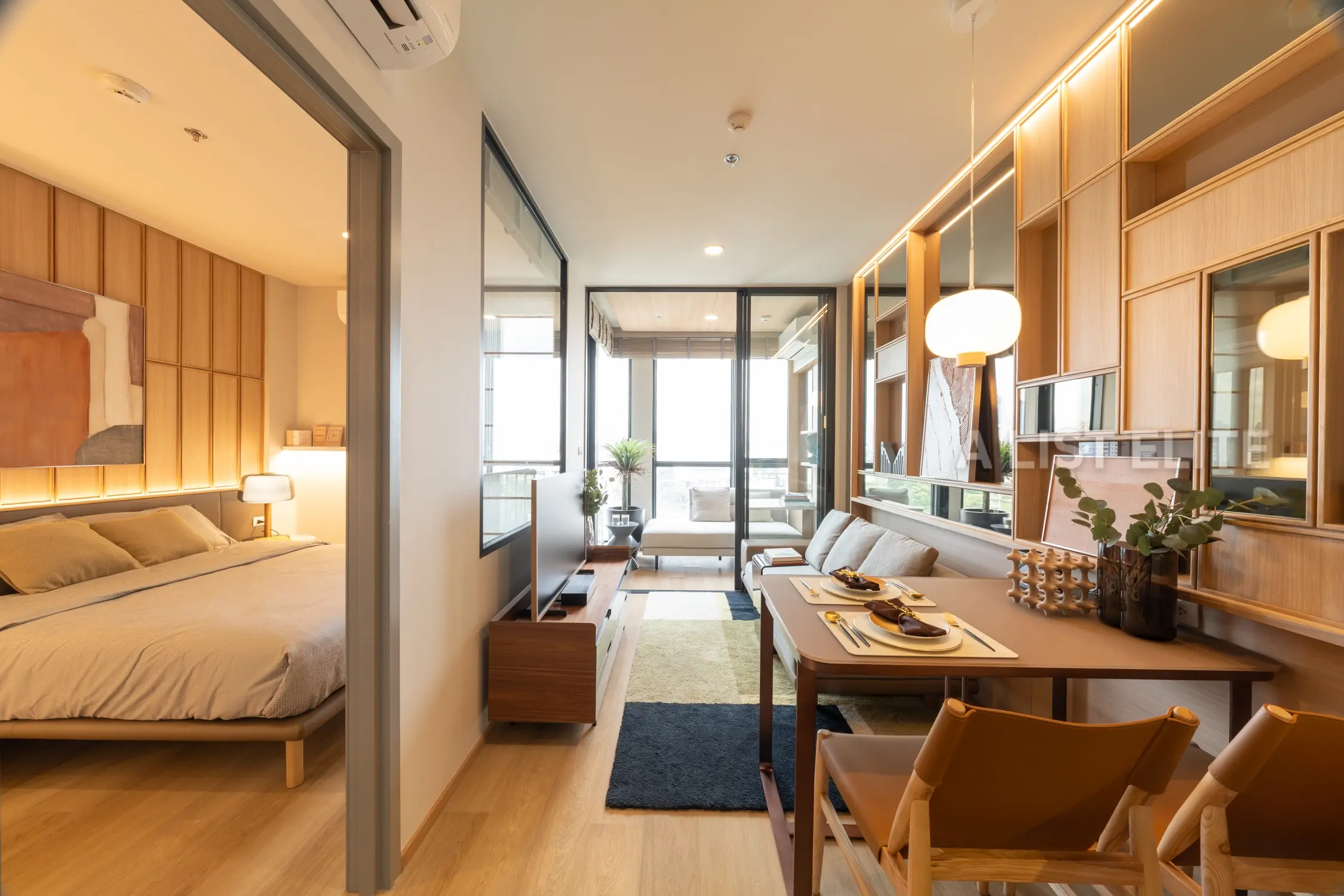 The Issara Sathorn