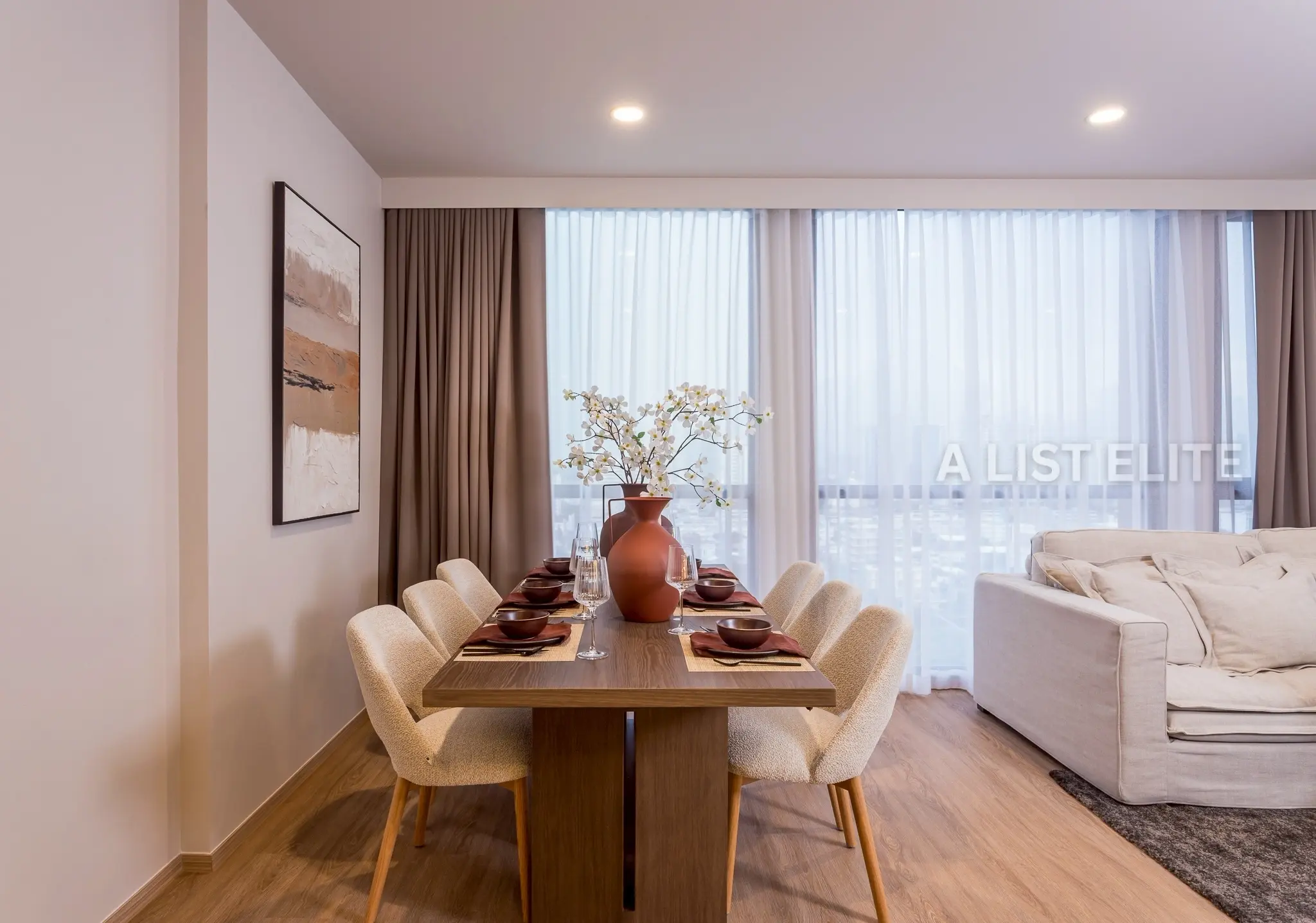The Issara Sathorn