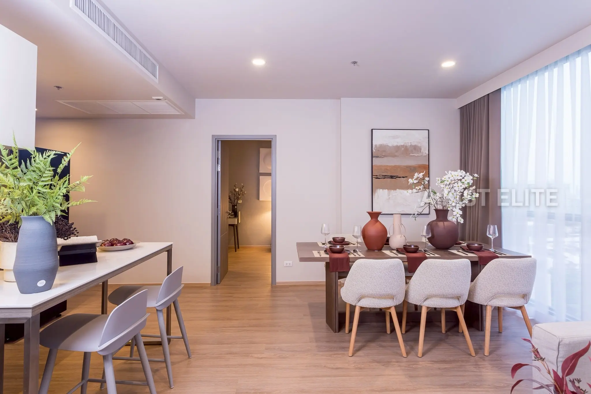 The Issara Sathorn