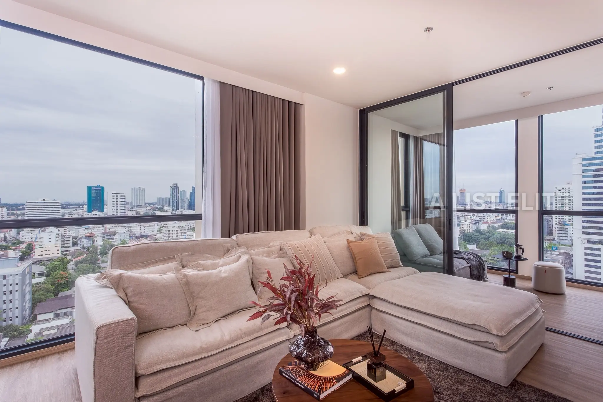 The Issara Sathorn