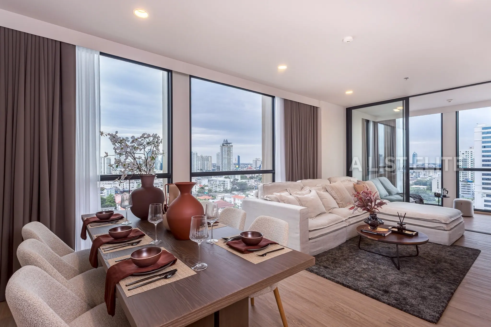 The Issara Sathorn