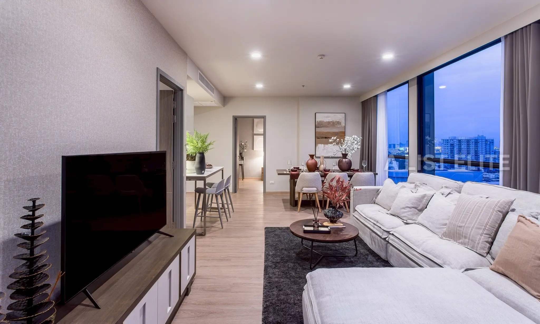 The Issara Sathorn