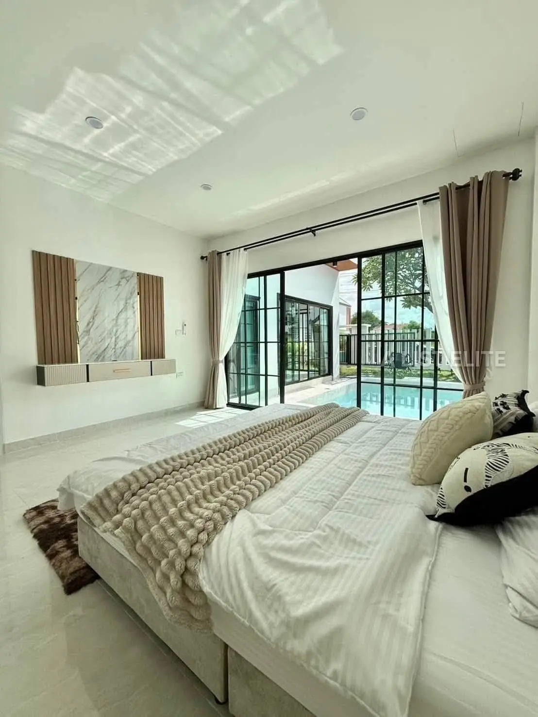 Brand-New Pool Villa – Built-In Detached Home in Soi Siam, Nong Prue