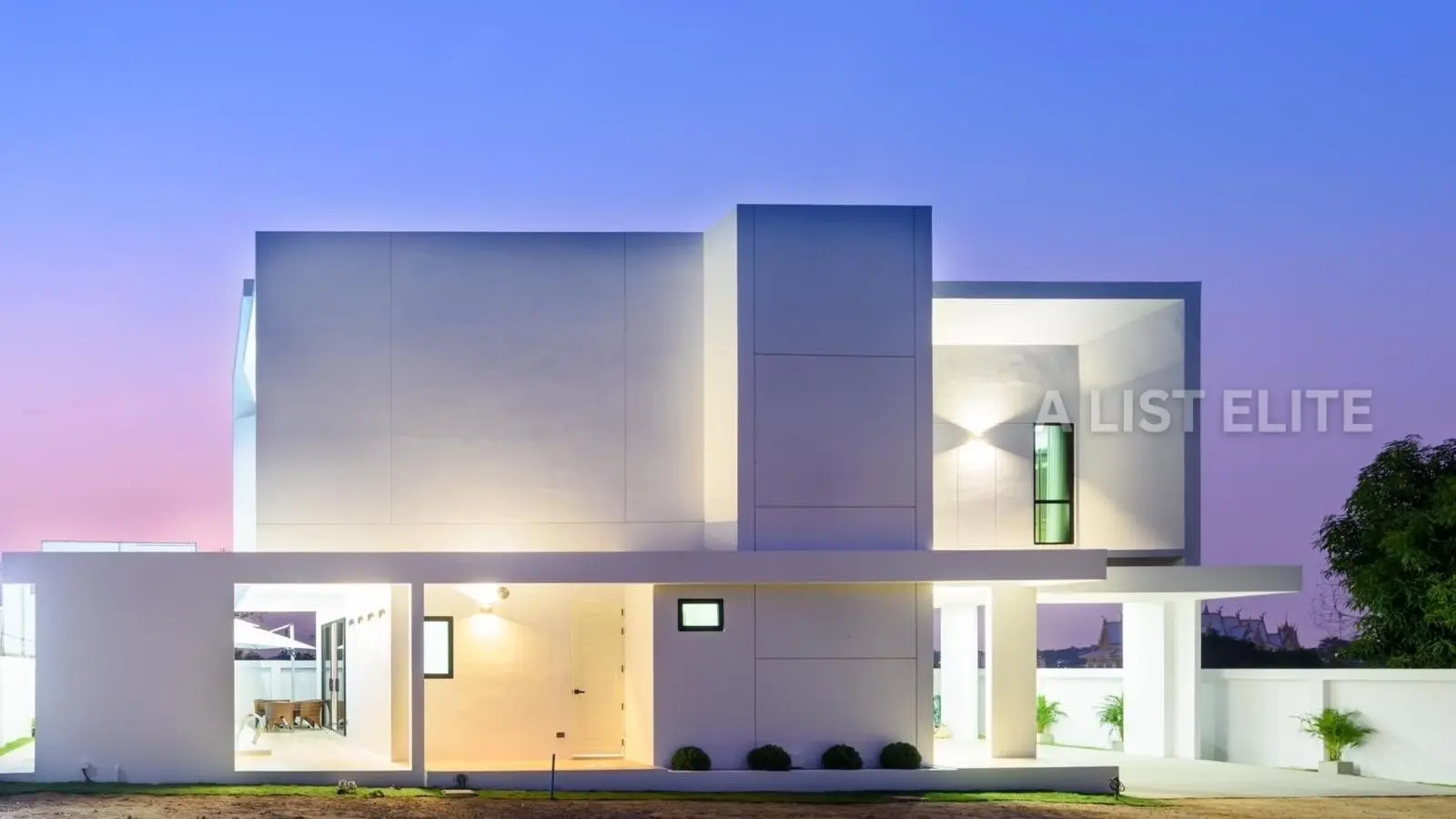 Villa avec piscine M Estate Pattaya – Spacieuse maison à 2 étages