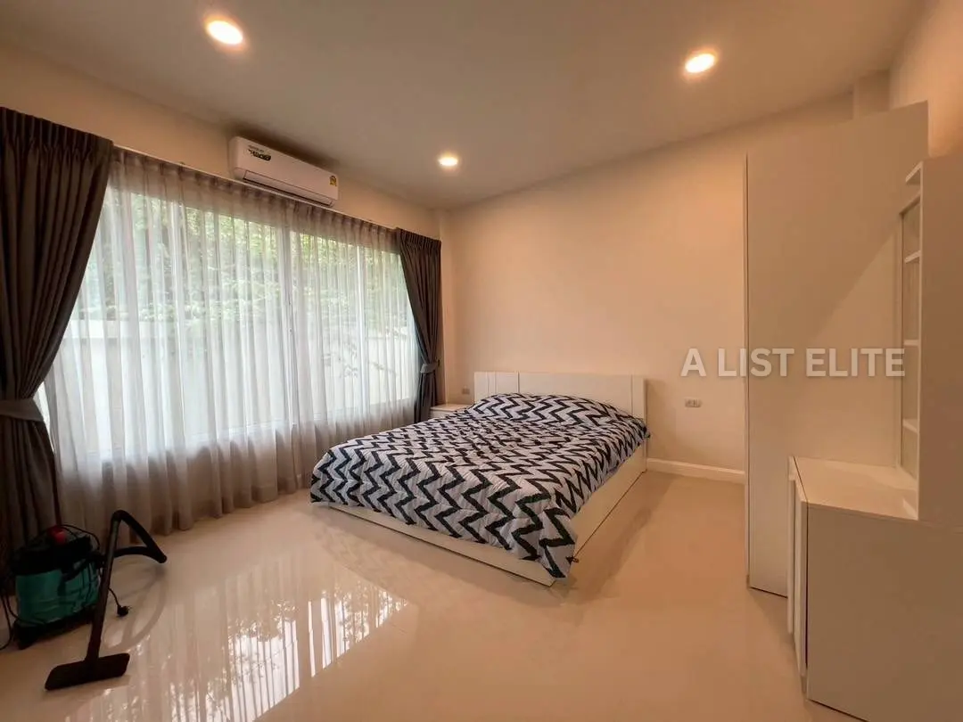 Villa avec piscine à Huai Yai – À vendre et à louer