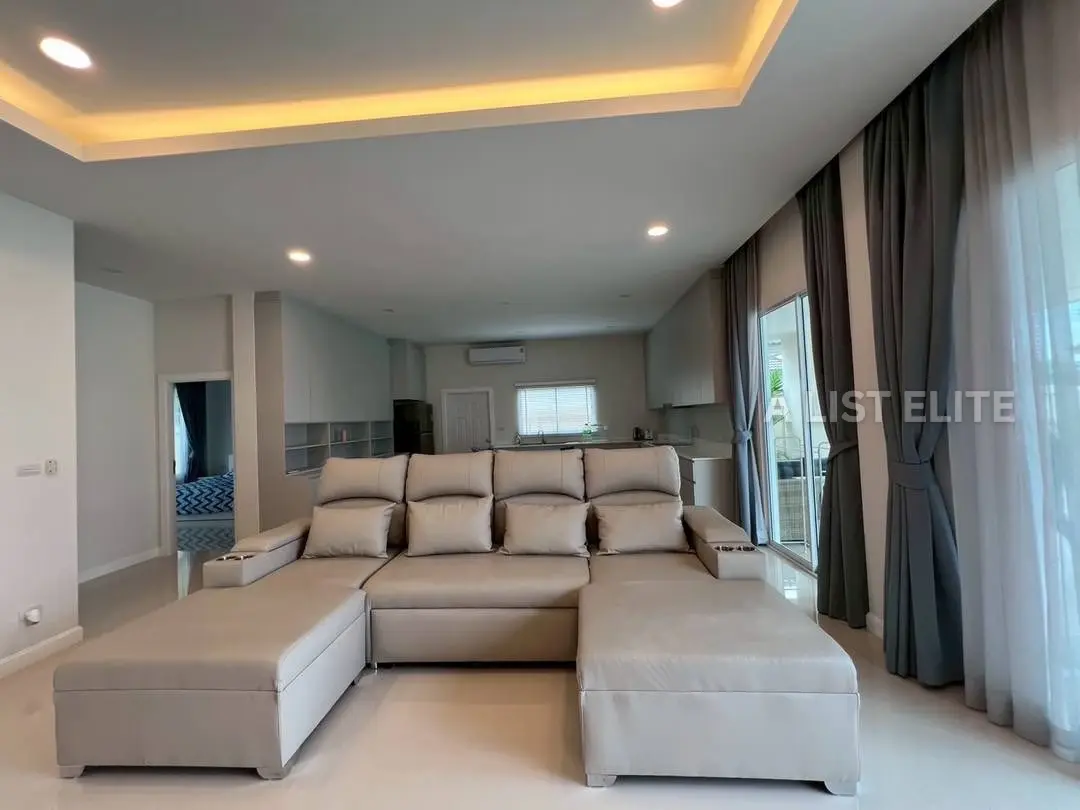Villa avec piscine à Huai Yai – À vendre et à louer