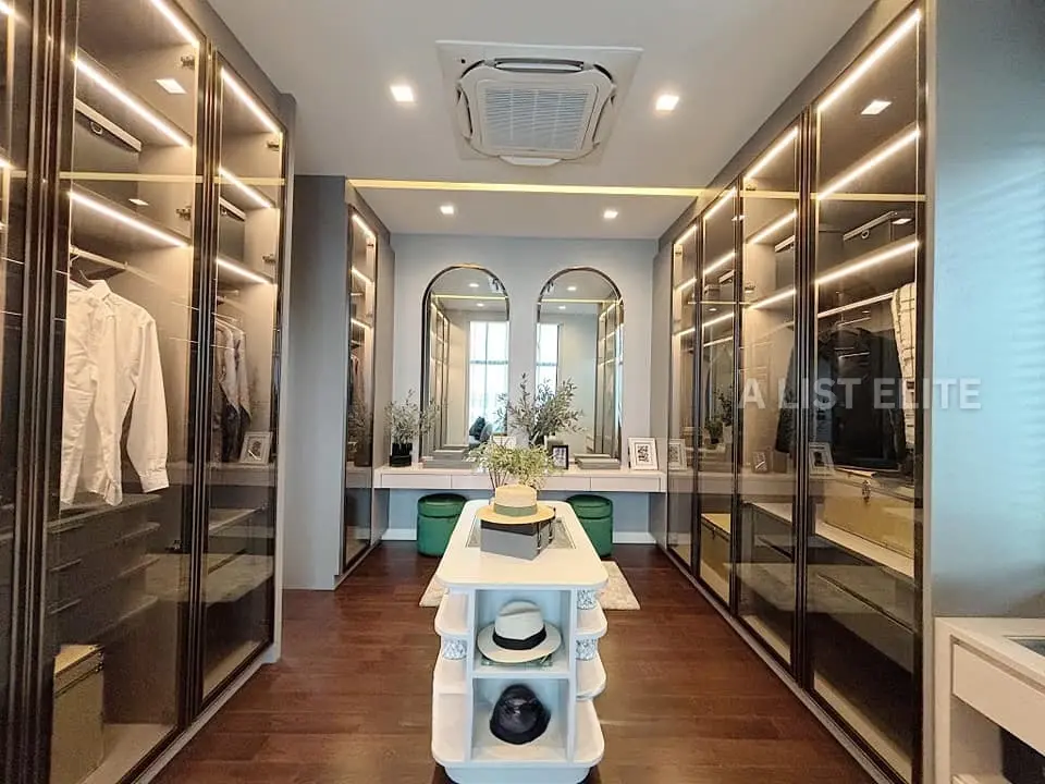 BANGKOK BOULEVARD SIGNATURE BANGKHAE