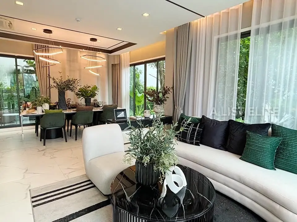 BANGKOK BOULEVARD SIGNATURE BANGKHAE