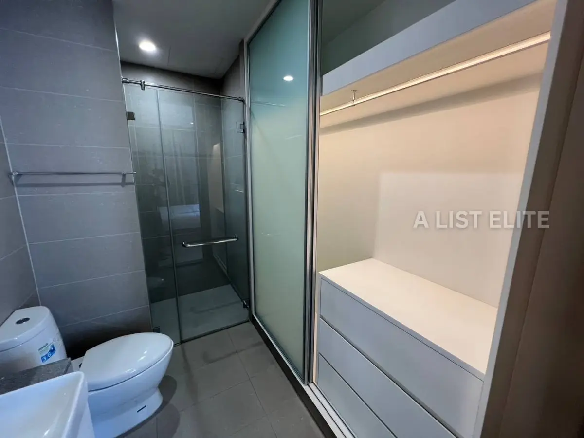 Noble Ploenchit
