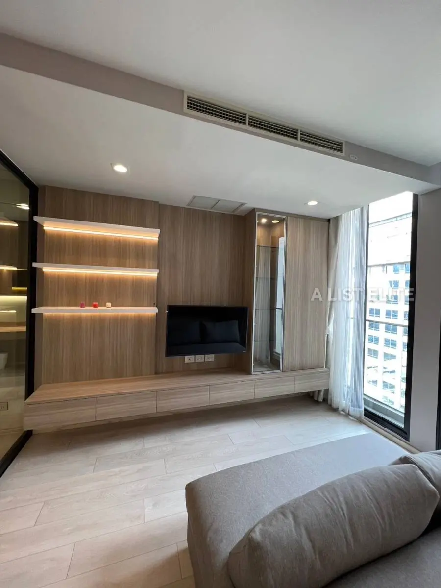 Noble Ploenchit