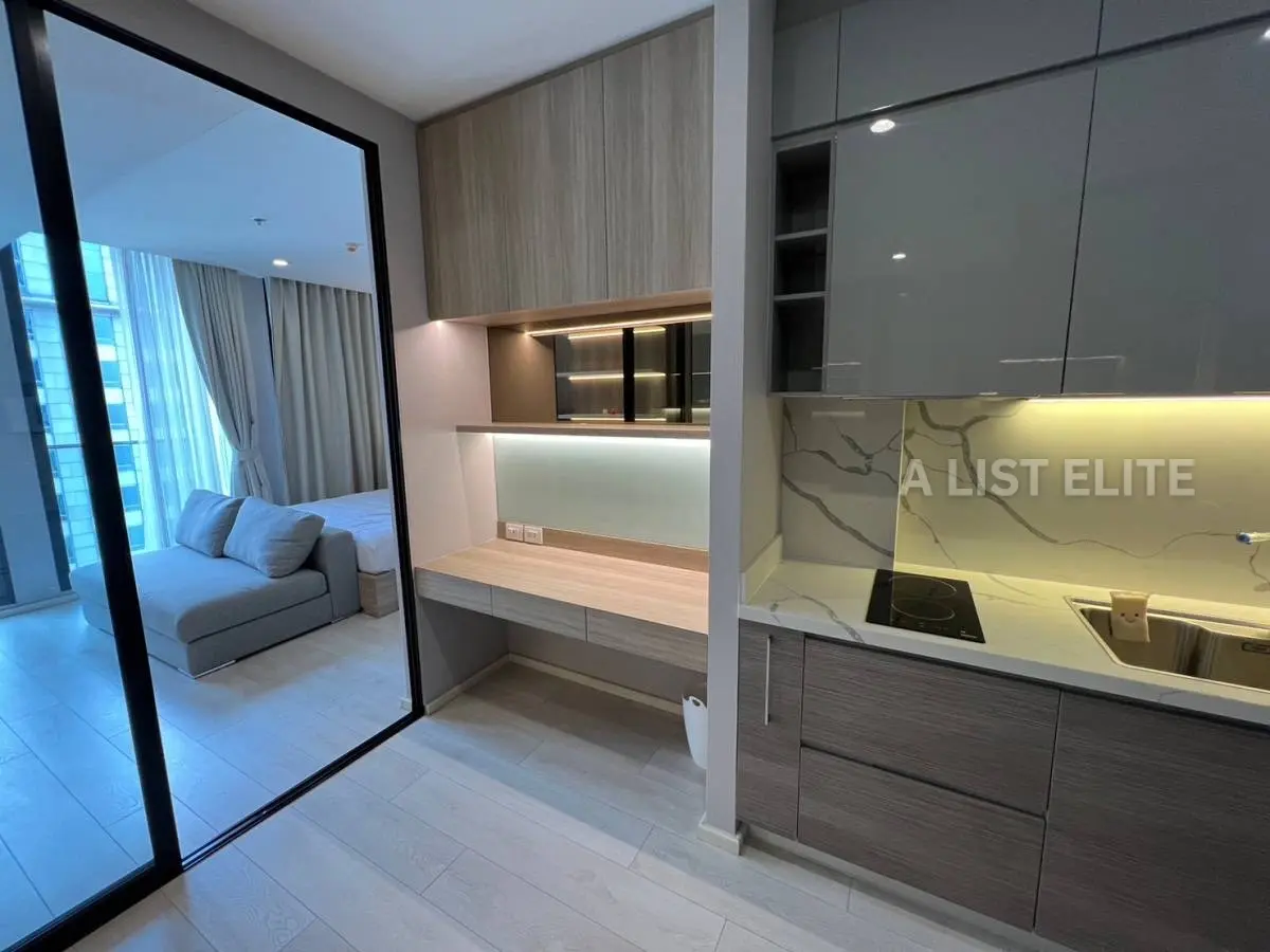 Noble Ploenchit