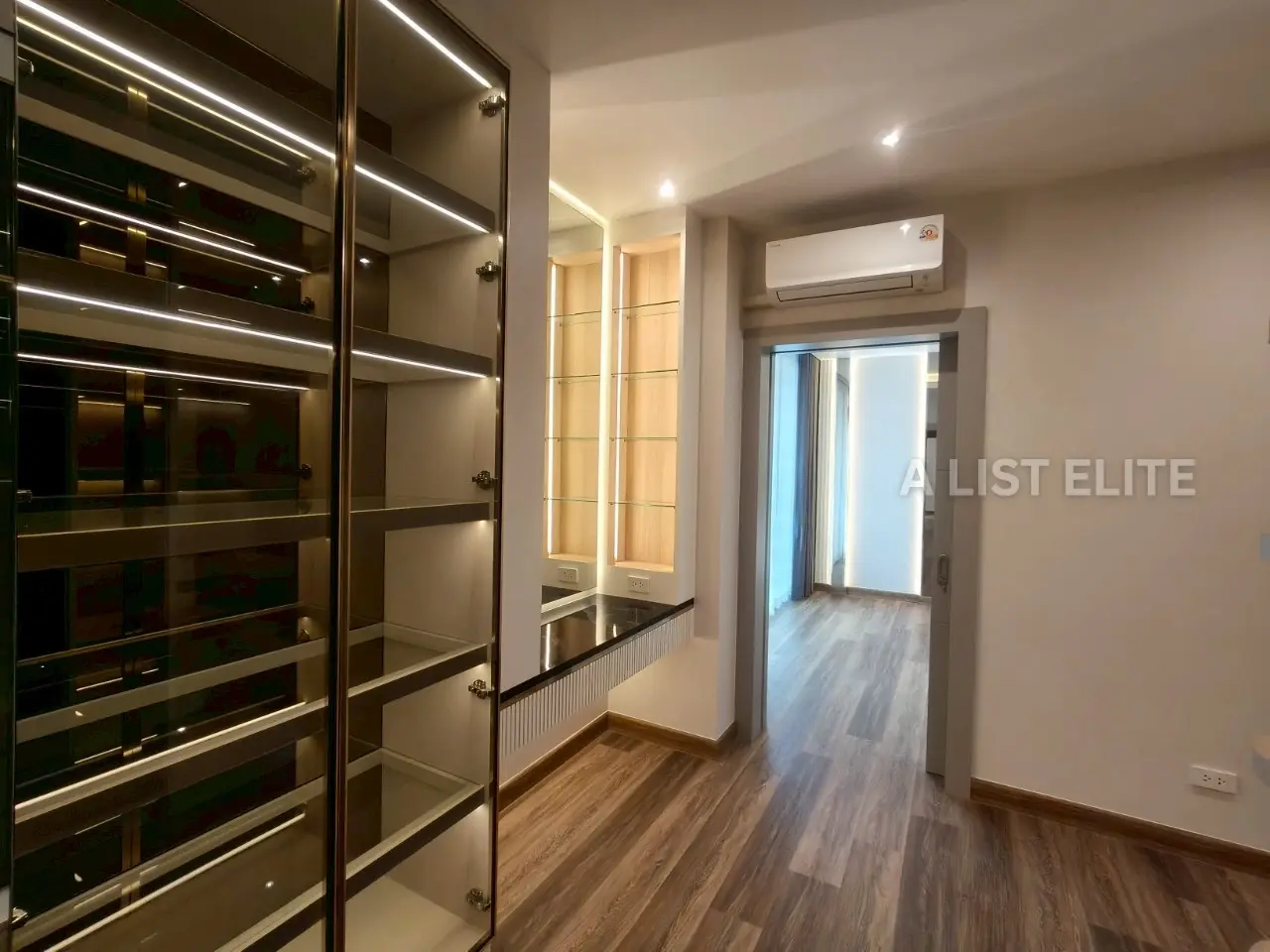 Luxury Pool Villa Only 500 meters from Jomtien Beach