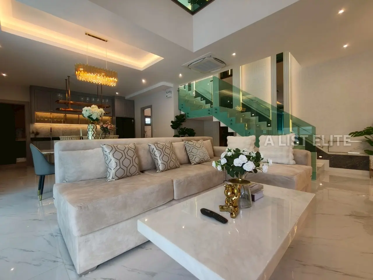Luxury Pool Villa Only 500 meters from Jomtien Beach