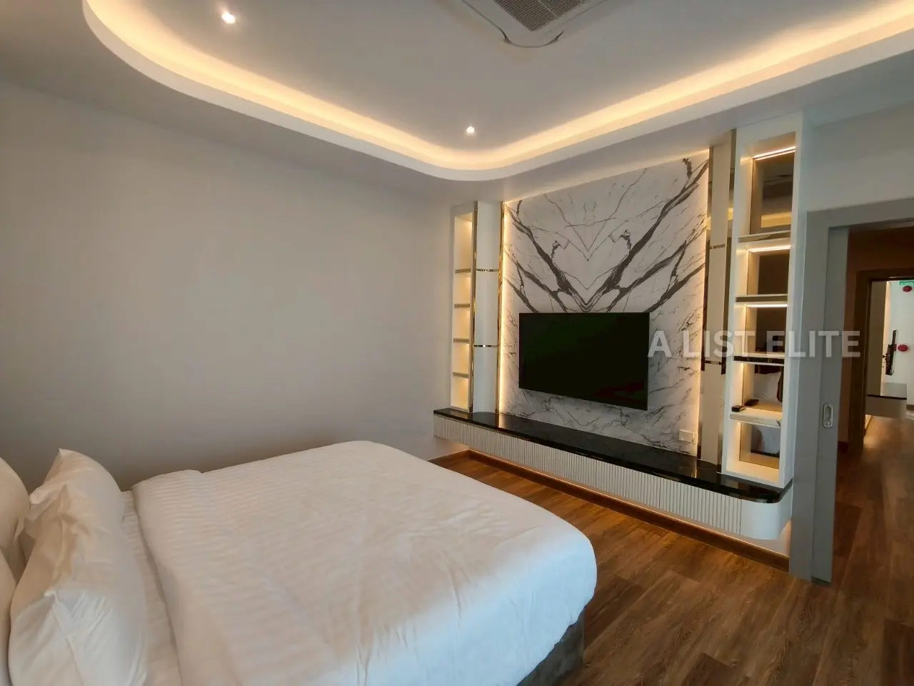 Luxury Pool Villa Only 500 meters from Jomtien Beach