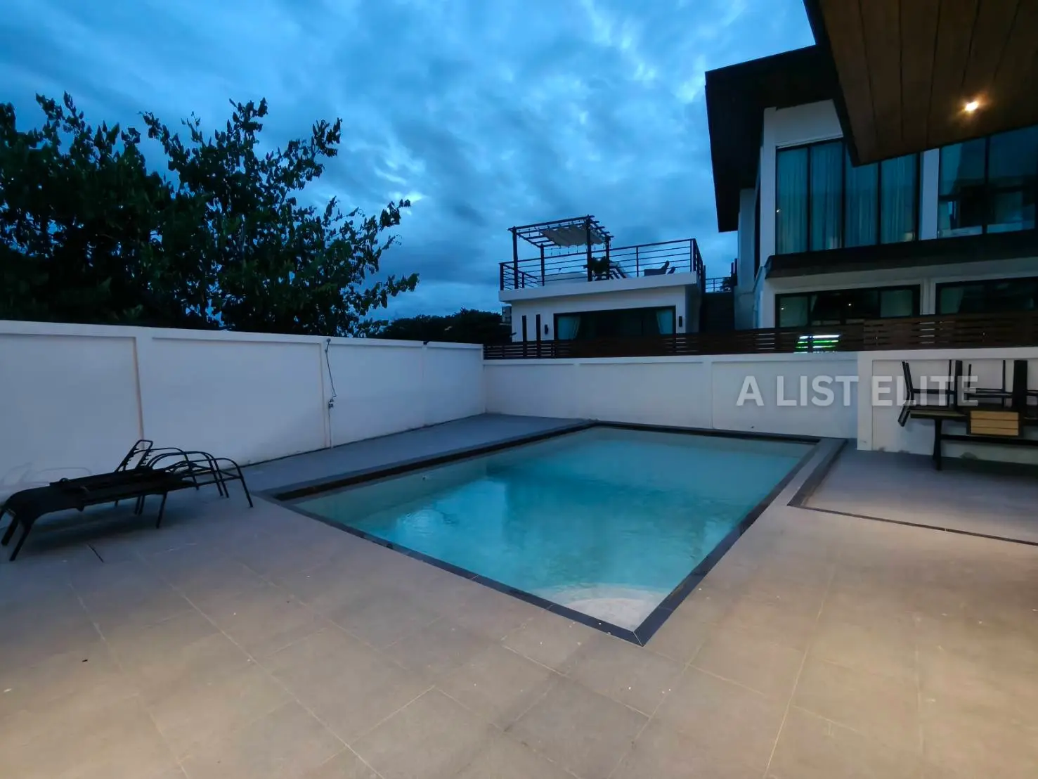  2-Storey Pool Villa in Huay Yai 