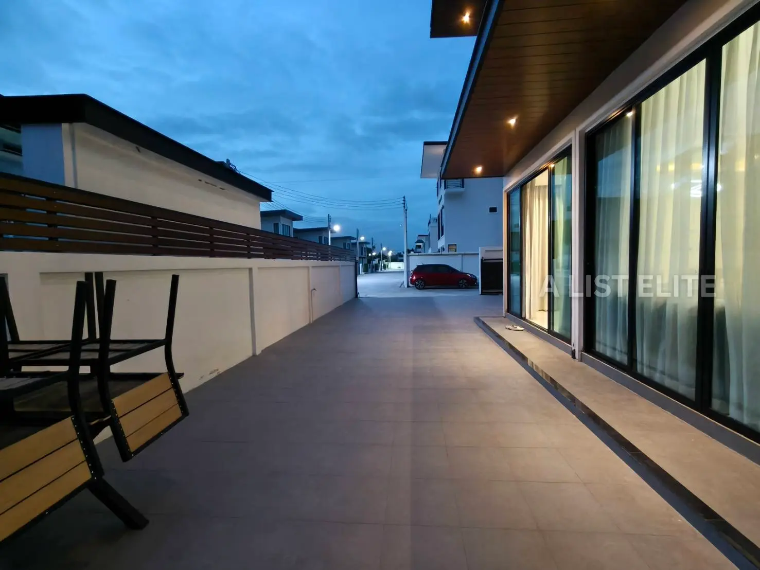  2-Storey Pool Villa in Huay Yai 