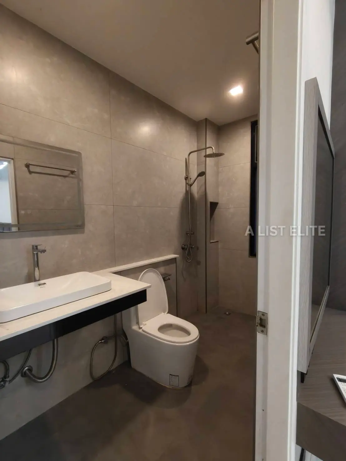  2-Storey Pool Villa in Huay Yai 