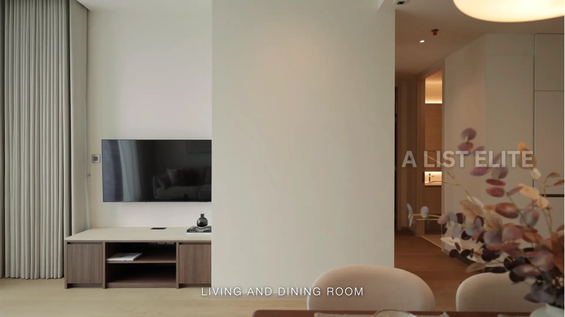 ELITENEW15702, The Strand Thonglor