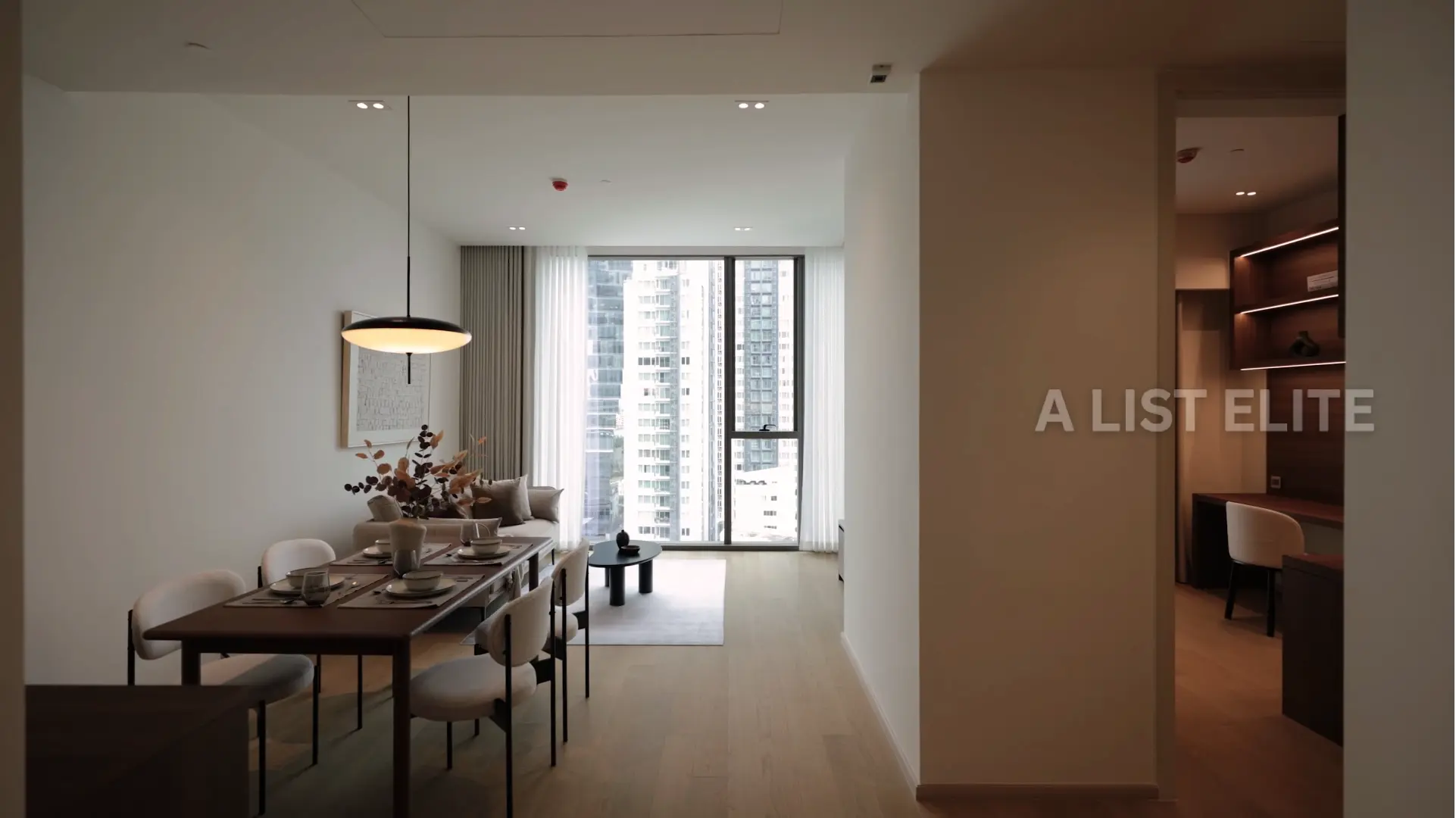 ELITENEW15702, The Strand Thonglor