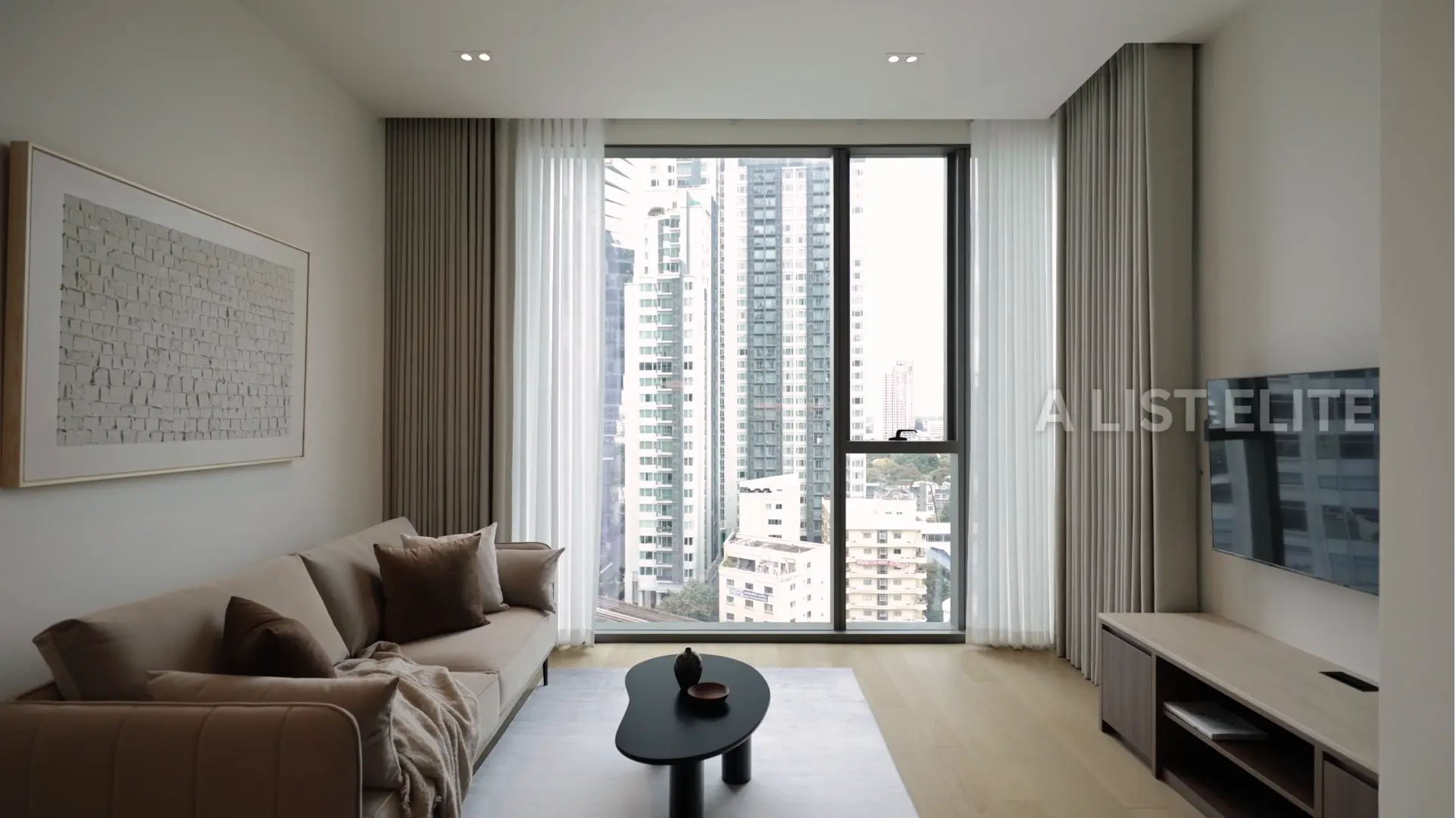 ELITENEW15702, The Strand Thonglor