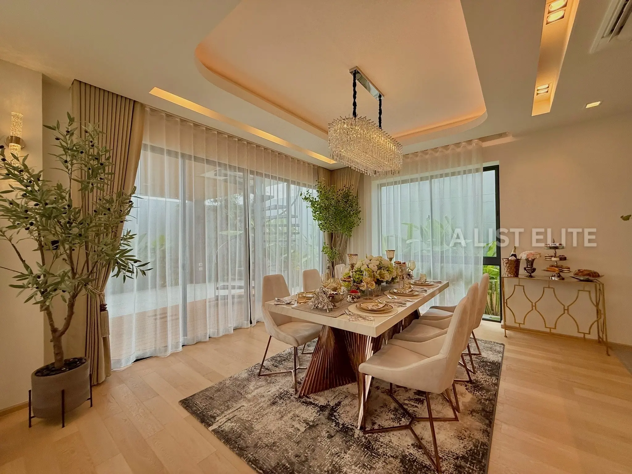บ้านเดี่ยวสุดหรู สไตล์มินิมอลทรอปิคอล ใจกลางเมืองพัทยา
